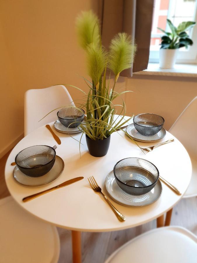 Cityapartment - 53 M², 2 Zimmer, Zentral, Netflix, Kueche, Waschmaschine คอตต์บุส ภายนอก รูปภาพ